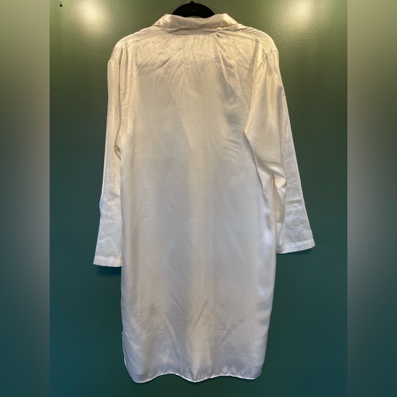 Vintage Sarah Spencer Night Gown. - Picture 2 of 6